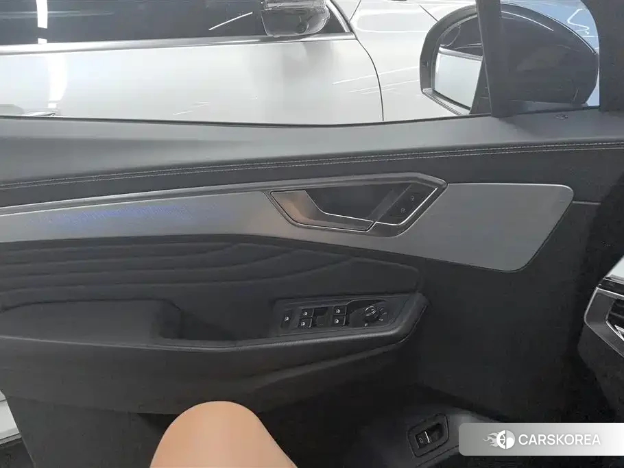 Volkswagen Talagon 2023 Silver/gray из Китая, фото 2