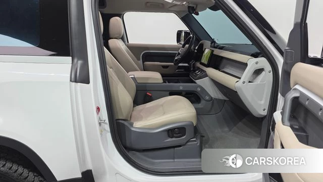 Land Rover Defender (L663) 2022 Белый из Кореи, фото 2