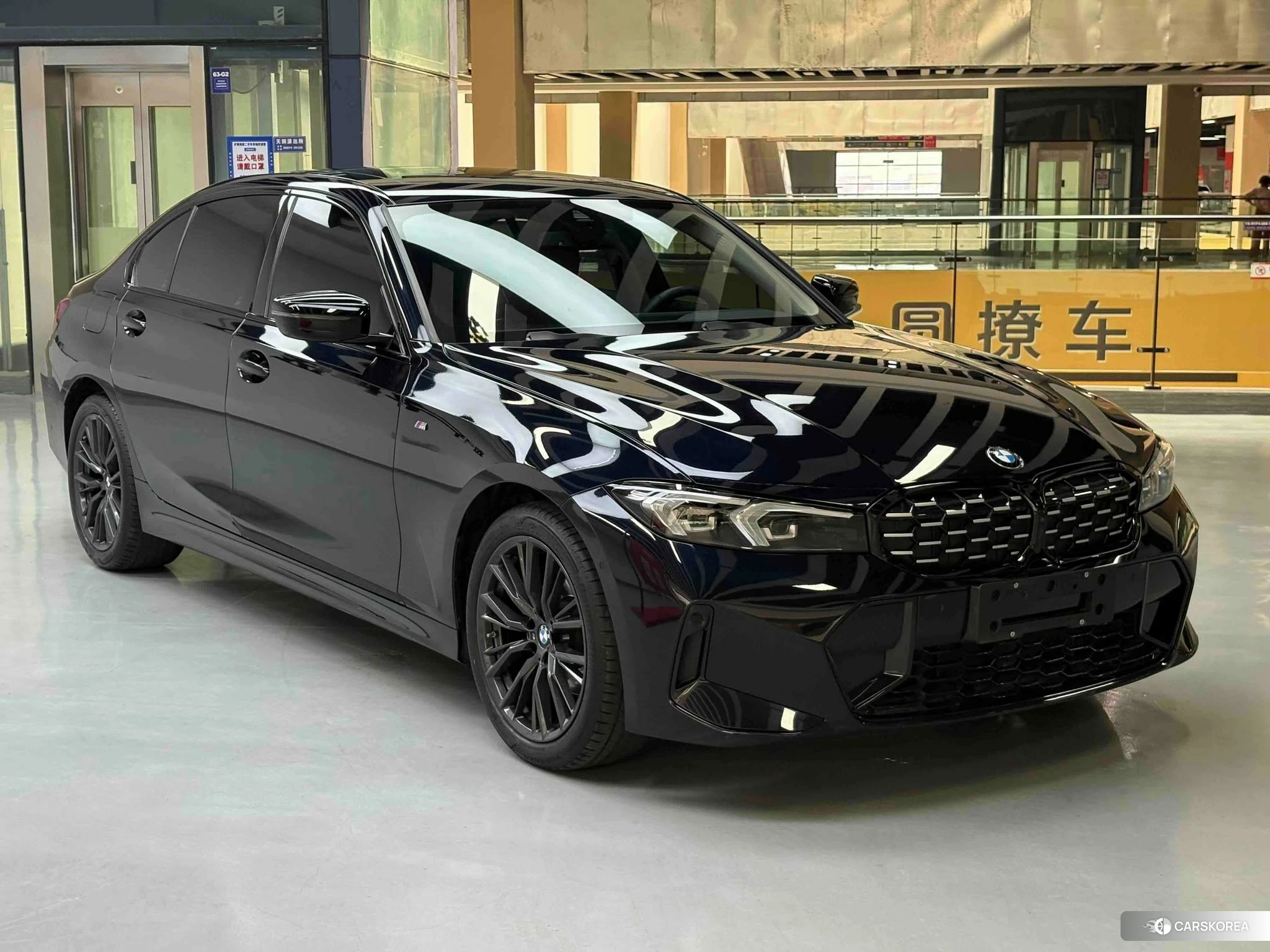 BMW 3 series 2022 Черный из Китая, фото 2