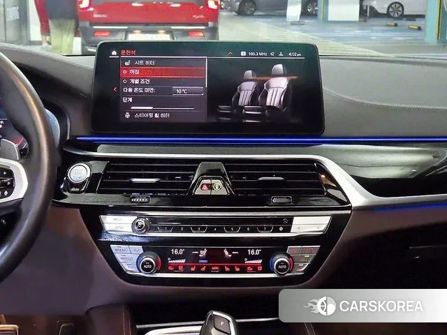 BMW 5 Series (G30) 2022 Черный из Кореи, фото 2