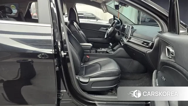 Kia Sportage 5th Generation 2021 Черный из Кореи, фото 2