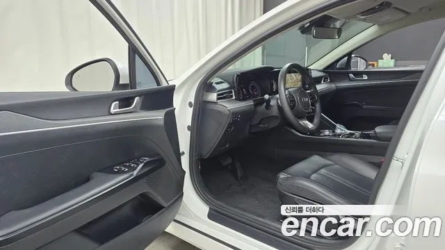 Kia K5 3rd generation 2021 Белый из Кореи, фото 2