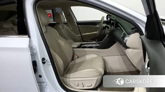 Genesis G70 2019 Белый из Кореи, фото 2