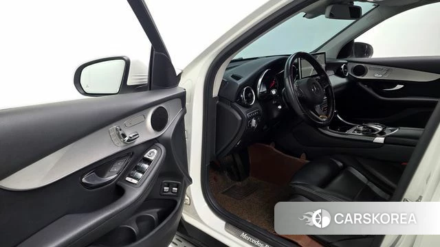 Mercedes-Benz GLC-Class X253 2019 Белый из Кореи, фото 2