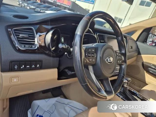 Kia The New Carnival 2019 Белый из Кореи, фото 2