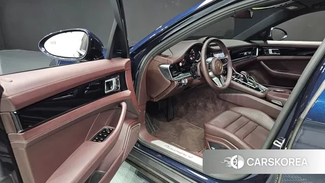 Porsche Panamera (971) 2020 Синий из Кореи, фото 2