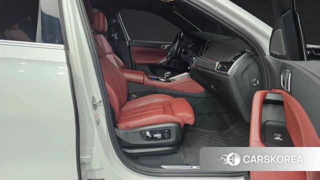 BMW X6 (G06) 2021 Белый из Кореи, фото 2