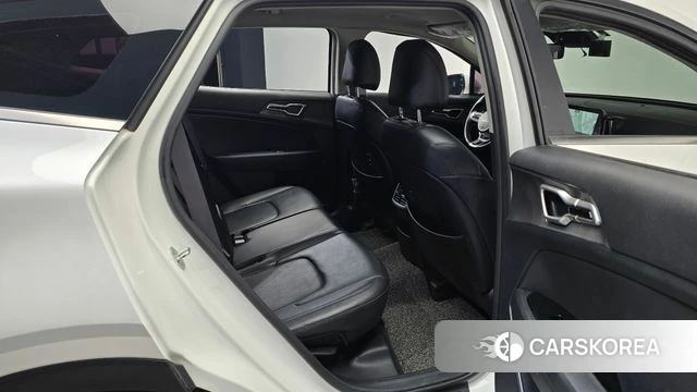 Kia Sportage 5th Generation 2021 Белый из Кореи, фото 2