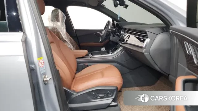 Audi Q7 (4M) 2022 Серебряный из Кореи, фото 2