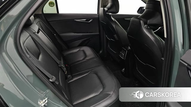 Kia Di Ol Nu Niro 2022 Темно-зеленый из Кореи, фото 2