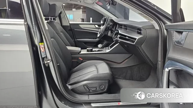 Audi A6 (C8) 2020 Серый из Кореи, фото 2