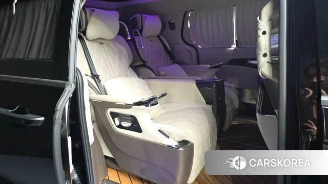 Kia Carnival 4th generation 2021 Черный из Кореи, фото 2