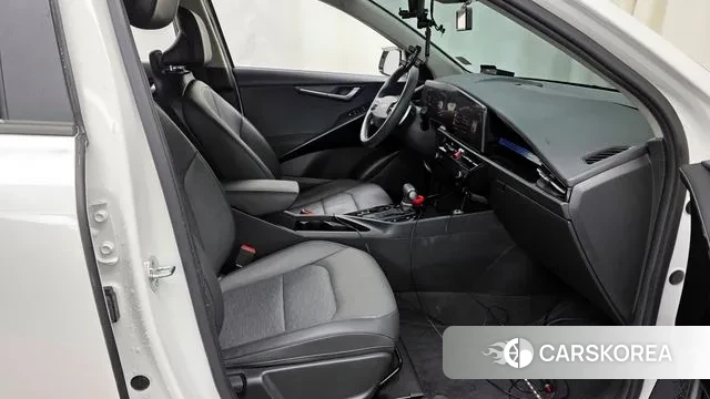 Kia Di Ol Nu Niro 2022 Белый из Кореи, фото 2