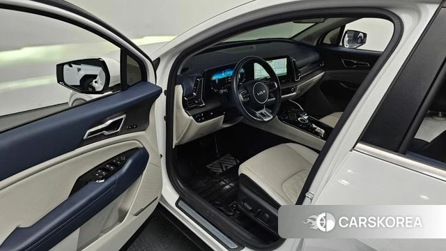 Kia Sportage 5th Generation Hybrid 2024 Белый из Кореи, фото 2