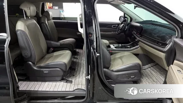 Kia The New Carnival 4th Generation 2024 Черный из Кореи, фото 2