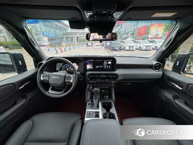 Toyota Prado 2025 Черный из Китая, фото 2