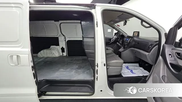 Hyundai The New Grand Starex 2019 Белый из Кореи, фото 2