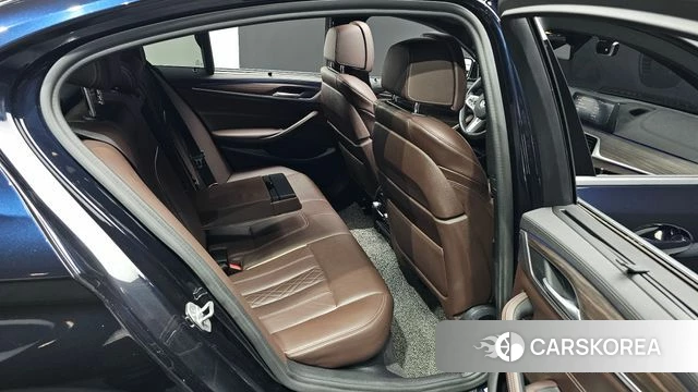 BMW 5 Series (G30) 2019 Синий из Кореи, фото 2