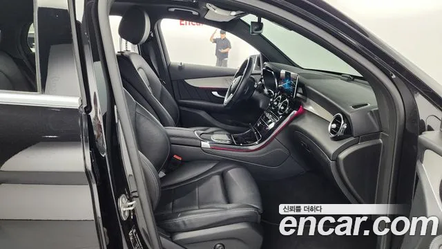 Mercedes-Benz GLC-Class X253 2021 Черный из Кореи, фото 2