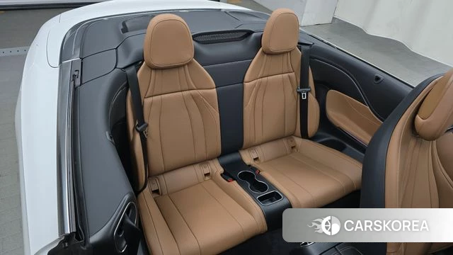 Mercedes-Benz CLE-Class C236 2025 Белый из Кореи, фото 2