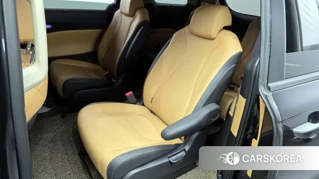 Kia Carnival 4th generation 2023 Серый из Кореи, фото 2