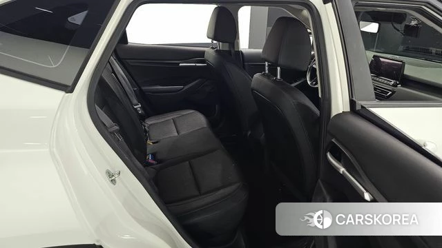 Kia Seltos 2022 Белый из Кореи, фото 2
