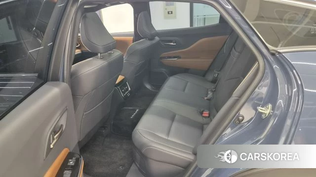 Toyota Crown Crossover 2025 Синий из Кореи, фото 2