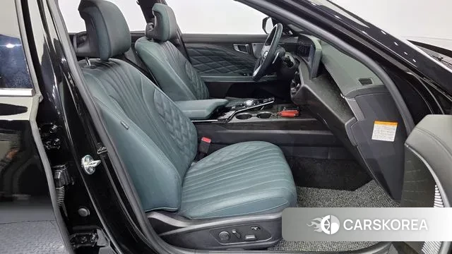 Kia K8 Hybrid 2023 Черный из Кореи, фото 2