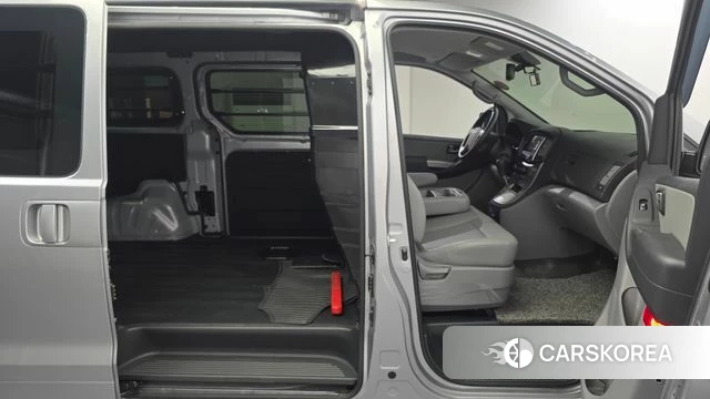 Hyundai The New Grand Starex 2020 Серебряный из Кореи, фото 2