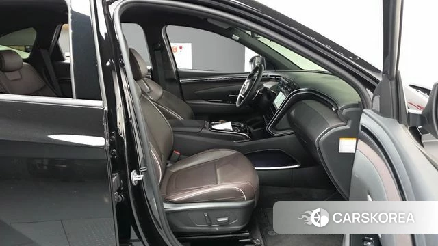Hyundai Tucson Hybrid (NX4) 2023 Черный из Кореи, фото 2