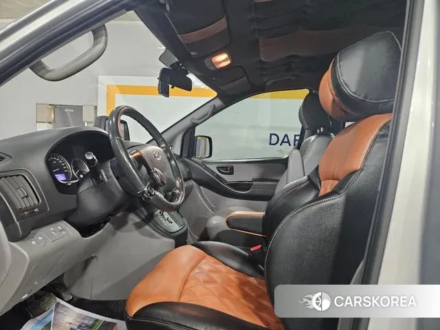 Hyundai The New Grand Starex 2019 Серебряный из Кореи, фото 2