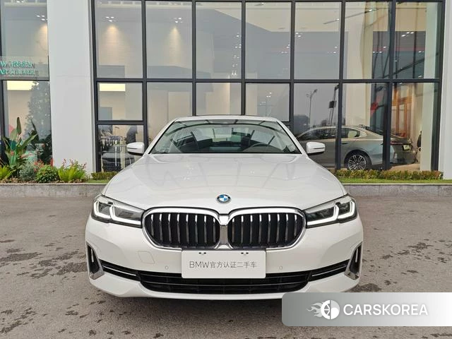 BMW 5 series 2021 Белый из Китая, фото 2