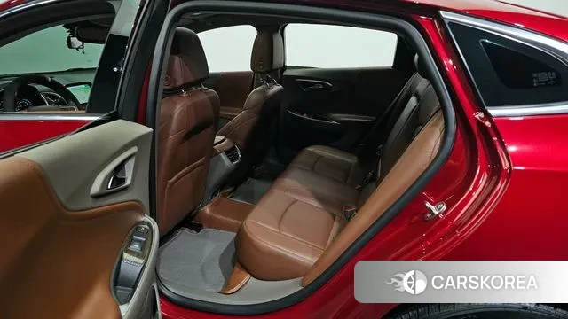 Chevrolet (GM Daewoo) All New Malibu 2018 Красный из Кореи, фото 2