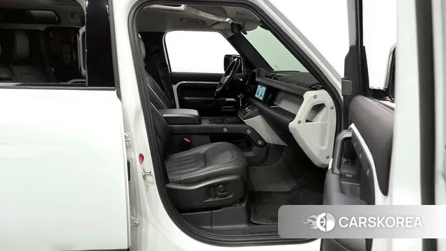 Land Rover Defender (L663) 2021 Белый из Кореи, фото 2