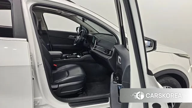 Kia Sportage 5th Generation 2021 Белый из Кореи, фото 2