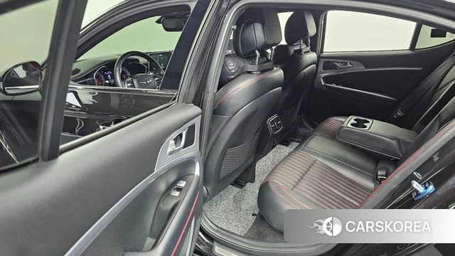 Genesis G70 2018 Черный из Кореи, фото 2