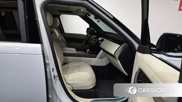 Land Rover Range Rover 5th Generation 2023 Белый из Кореи, фото 2