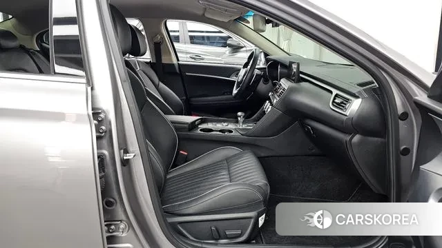 Genesis The New G70 2021 Серебристо-серый из Кореи, фото 2