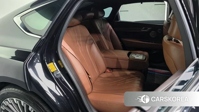 Genesis Electrified G80 (RG3) 2022 Черный из Кореи, фото 2