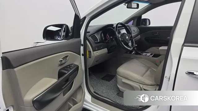 Kia All New Carnival 2018 Белый из Кореи, фото 2