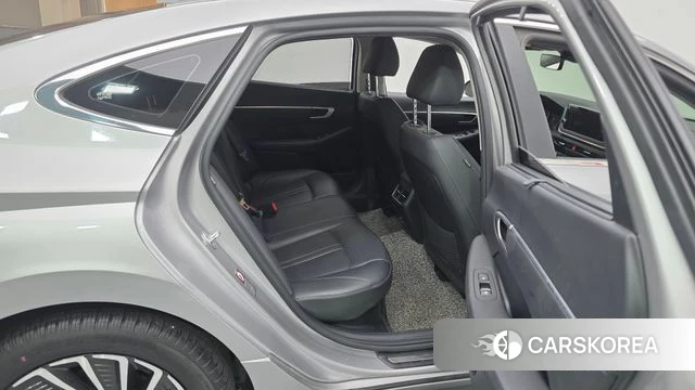 Hyundai Sonata Hybrid (DN8) 2021 Серебряный из Кореи, фото 2