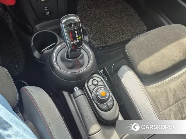 Mini Cooper S 2021 Белый из Кореи, фото 2