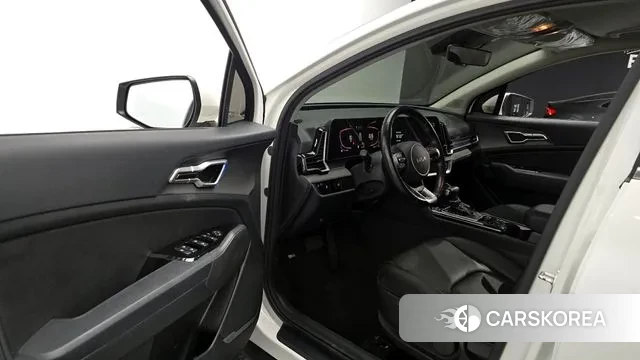 Kia Sportage 5th Generation 2021 Белый из Кореи, фото 2