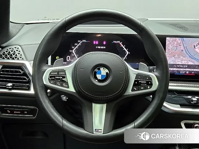 BMW X7 (G07) 2025 Белый из Кореи, фото 2