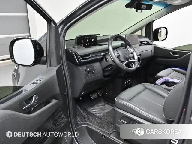 Hyundai Staria 2022 Черный из Кореи, фото 2