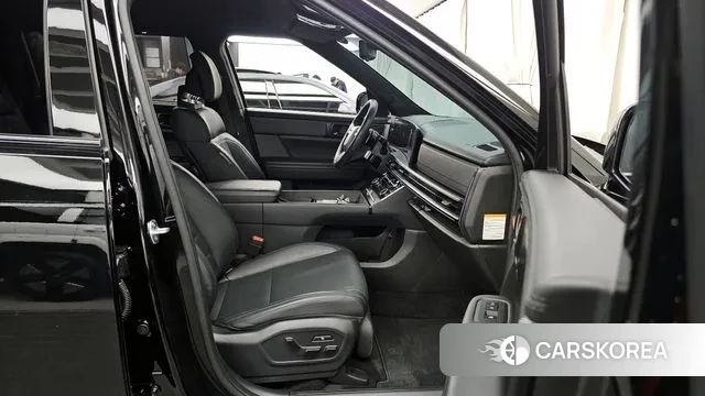 Hyundai Santa Fe (MX5) 2023 Черный из Кореи, фото 2