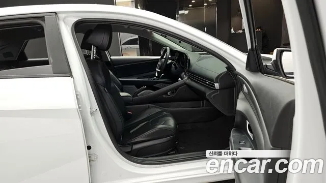 Hyundai Avante (CN7) 2022 Белый из Кореи, фото 2