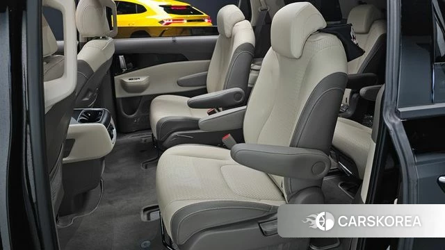 Kia The New Carnival 4th Generation 2024 Черный из Кореи, фото 2