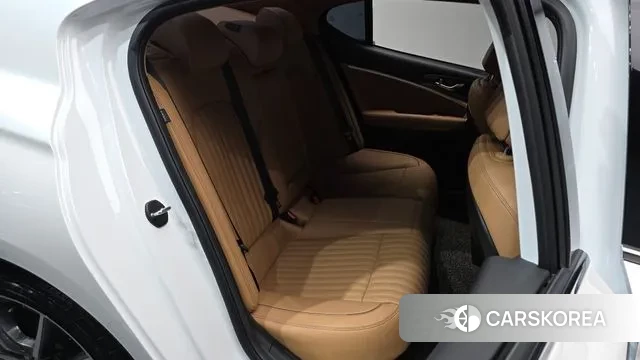 Genesis The New G70 2021 Белый из Кореи, фото 2