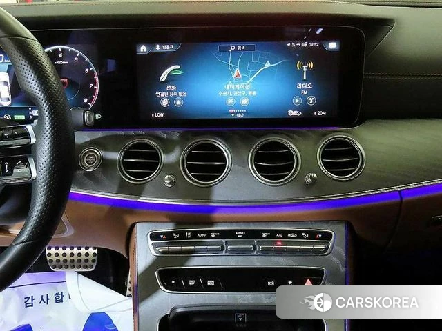 Mercedes-Benz E-Class W213 2021 Белый из Кореи, фото 2